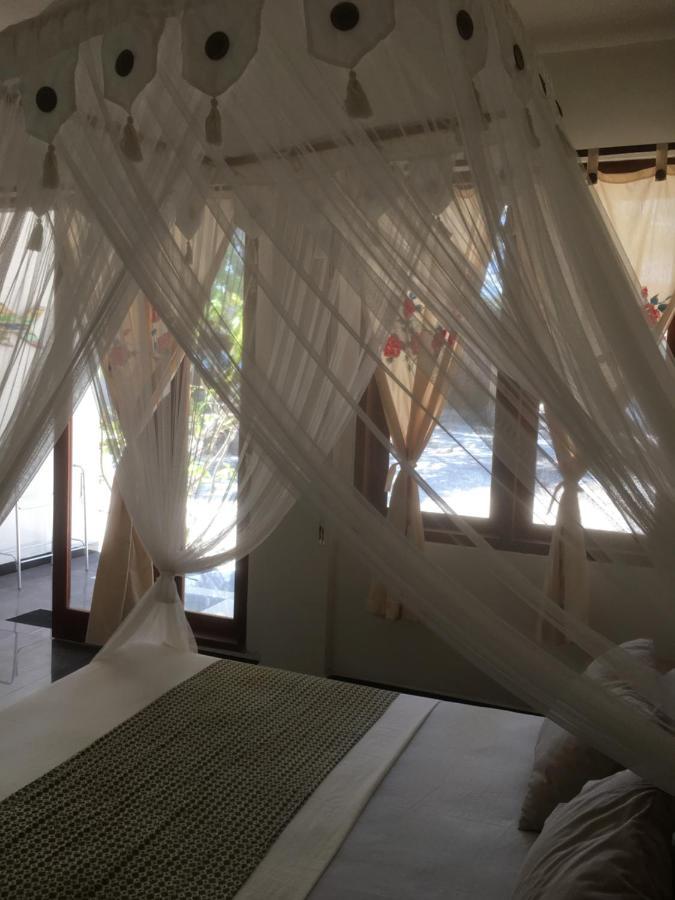 Biru Meno Beach Bungalows Gili Meno Exterior foto