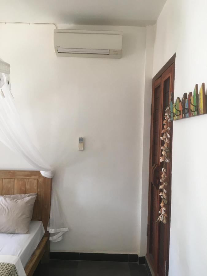 Biru Meno Beach Bungalows Gili Meno Exterior foto