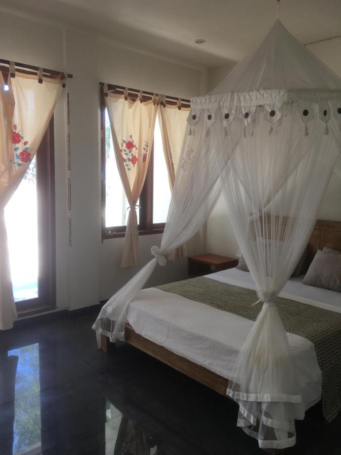 Biru Meno Beach Bungalows Gili Meno Exterior foto