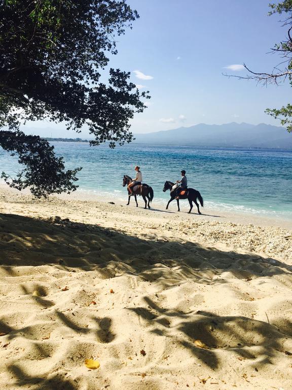 Biru Meno Beach Bungalows Gili Meno Exterior foto