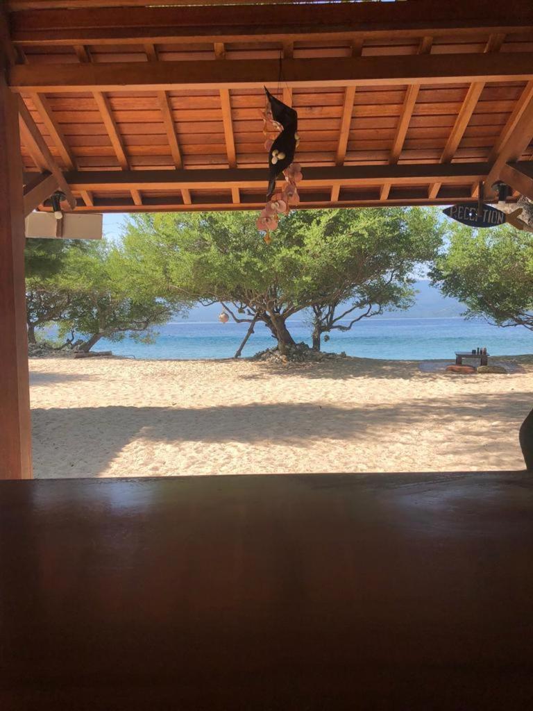 Biru Meno Beach Bungalows Gili Meno Exterior foto