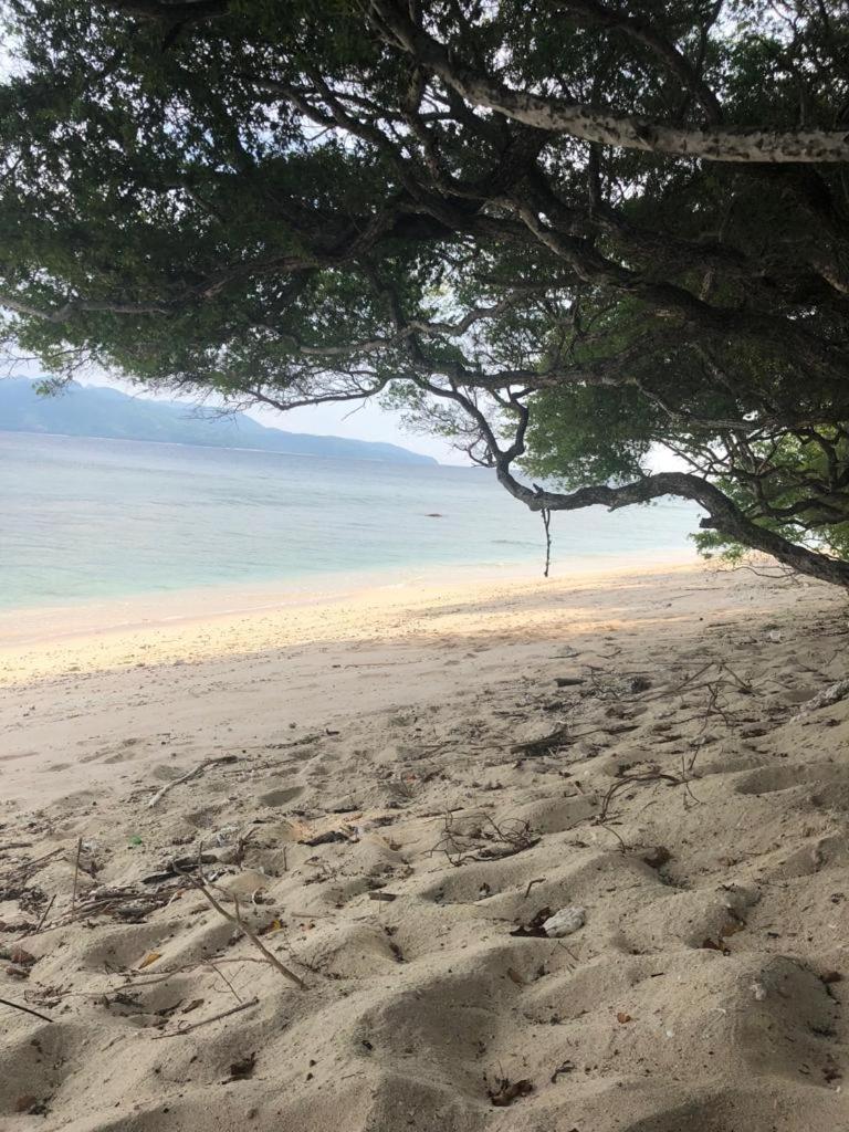 Biru Meno Beach Bungalows Gili Meno Exterior foto
